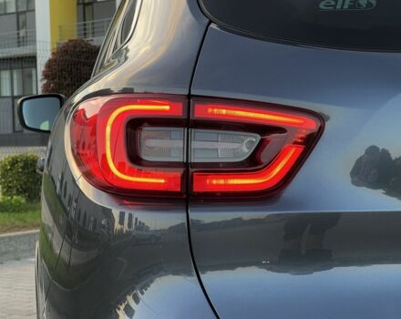 Серый Рено Kadjar, объемом двигателя 1.5 л и пробегом 234 тыс. км за 14700 $, фото 13 на Automoto.ua