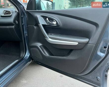 Серый Рено Kadjar, объемом двигателя 1.46 л и пробегом 275 тыс. км за 14600 $, фото 32 на Automoto.ua