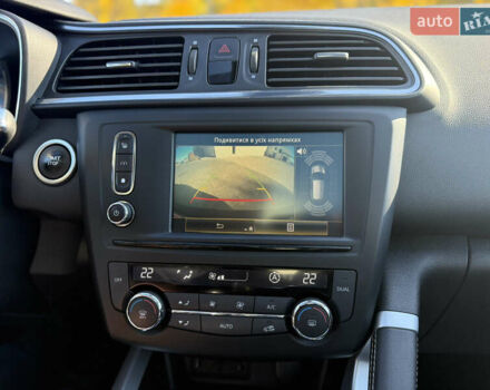 Серый Рено Kadjar, объемом двигателя 1.6 л и пробегом 171 тыс. км за 17999 $, фото 30 на Automoto.ua