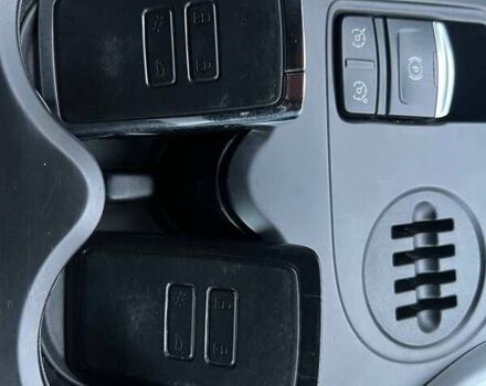 Серый Рено Kadjar, объемом двигателя 1.46 л и пробегом 275 тыс. км за 14600 $, фото 33 на Automoto.ua