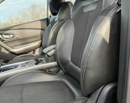 Сірий Рено Kadjar, об'ємом двигуна 1.46 л та пробігом 275 тис. км за 12900 $, фото 25 на Automoto.ua