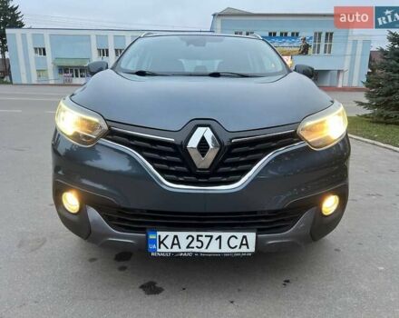 Серый Рено Kadjar, объемом двигателя 1.46 л и пробегом 275 тыс. км за 14600 $, фото 4 на Automoto.ua