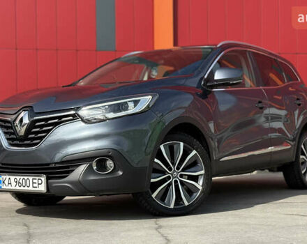 Серый Рено Kadjar, объемом двигателя 1.6 л и пробегом 245 тыс. км за 15000 $, фото 2 на Automoto.ua