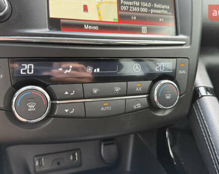 Серый Рено Kadjar, объемом двигателя 1.6 л и пробегом 245 тыс. км за 15000 $, фото 28 на Automoto.ua