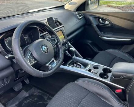 Серый Рено Kadjar, объемом двигателя 1.46 л и пробегом 307 тыс. км за 15500 $, фото 19 на Automoto.ua