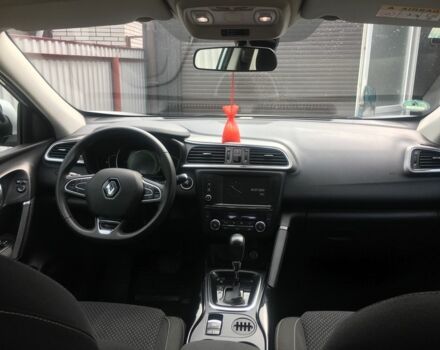 Серый Рено Kadjar, объемом двигателя 1.5 л и пробегом 99 тыс. км за 17200 $, фото 7 на Automoto.ua