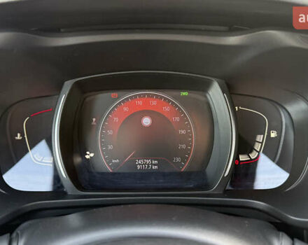 Серый Рено Kadjar, объемом двигателя 1.6 л и пробегом 245 тыс. км за 15000 $, фото 25 на Automoto.ua