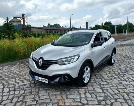 Серый Рено Kadjar, объемом двигателя 1.6 л и пробегом 45 тыс. км за 9400 $, фото 3 на Automoto.ua