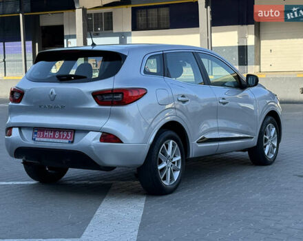 Серый Рено Kadjar, объемом двигателя 1.5 л и пробегом 142 тыс. км за 15750 $, фото 10 на Automoto.ua