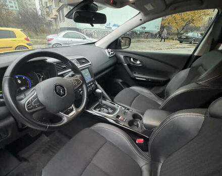 Серый Рено Kadjar, объемом двигателя 1.46 л и пробегом 124 тыс. км за 17200 $, фото 43 на Automoto.ua