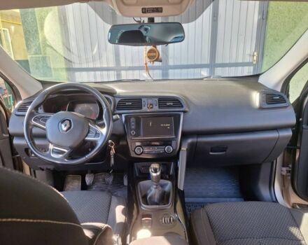 Сірий Рено Kadjar, об'ємом двигуна 1.5 л та пробігом 305 тис. км за 12899 $, фото 11 на Automoto.ua