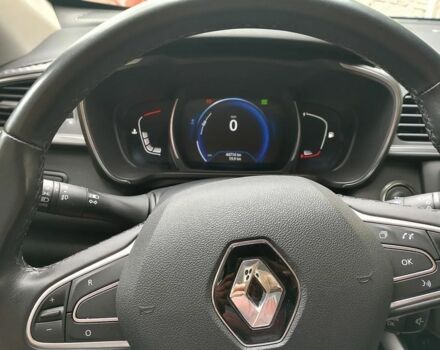 Серый Рено Kadjar, объемом двигателя 1.6 л и пробегом 45 тыс. км за 9400 $, фото 14 на Automoto.ua