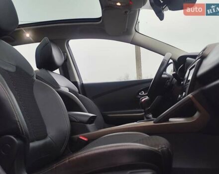 Серый Рено Kadjar, объемом двигателя 1.5 л и пробегом 215 тыс. км за 15300 $, фото 37 на Automoto.ua