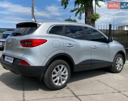 Серый Рено Kadjar, объемом двигателя 1.46 л и пробегом 121 тыс. км за 16990 $, фото 4 на Automoto.ua