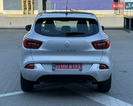 Серый Рено Kadjar, объемом двигателя 1.5 л и пробегом 142 тыс. км за 15750 $, фото 9 на Automoto.ua