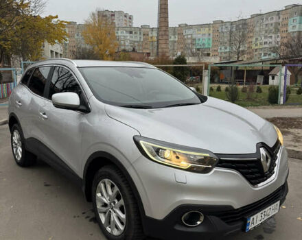 Серый Рено Kadjar, объемом двигателя 1.46 л и пробегом 124 тыс. км за 17200 $, фото 7 на Automoto.ua