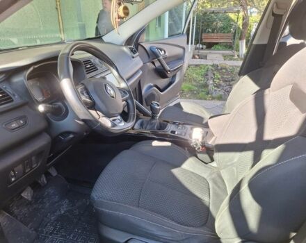 Сірий Рено Kadjar, об'ємом двигуна 1.5 л та пробігом 305 тис. км за 12899 $, фото 3 на Automoto.ua