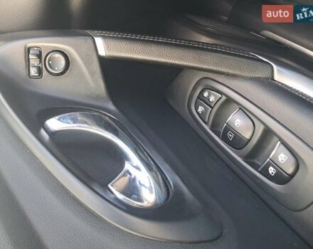 Серый Рено Kadjar, объемом двигателя 1.46 л и пробегом 227 тыс. км за 16500 $, фото 25 на Automoto.ua