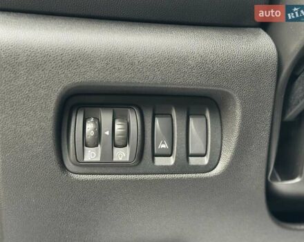 Серый Рено Kadjar, объемом двигателя 1.5 л и пробегом 167 тыс. км за 15850 $, фото 45 на Automoto.ua