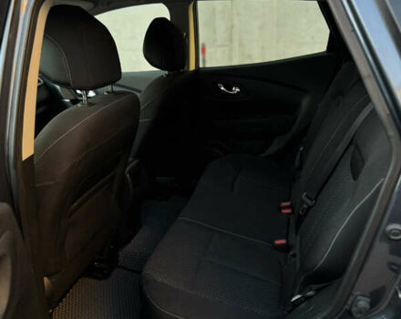 Сірий Рено Kadjar, об'ємом двигуна 1.6 л та пробігом 245 тис. км за 15800 $, фото 10 на Automoto.ua