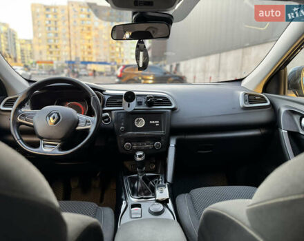 Сірий Рено Kadjar, об'ємом двигуна 1.6 л та пробігом 245 тис. км за 15800 $, фото 9 на Automoto.ua