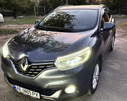 Серый Рено Kadjar, объемом двигателя 1.46 л и пробегом 260 тыс. км за 15500 $, фото 18 на Automoto.ua