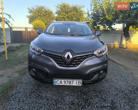 Серый Рено Kadjar, объемом двигателя 1.46 л и пробегом 280 тыс. км за 14600 $, фото 2 на Automoto.ua