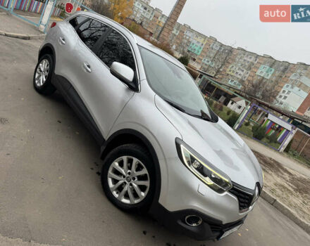 Серый Рено Kadjar, объемом двигателя 1.46 л и пробегом 124 тыс. км за 17200 $, фото 9 на Automoto.ua