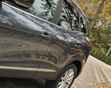 Сірий Рено Kadjar, об'ємом двигуна 1.5 л та пробігом 167 тис. км за 15850 $, фото 10 на Automoto.ua