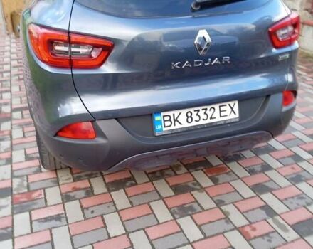 Серый Рено Kadjar, объемом двигателя 1.46 л и пробегом 265 тыс. км за 15600 $, фото 4 на Automoto.ua