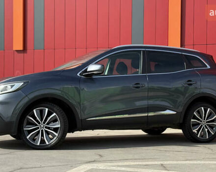 Серый Рено Kadjar, объемом двигателя 1.6 л и пробегом 245 тыс. км за 15000 $, фото 3 на Automoto.ua