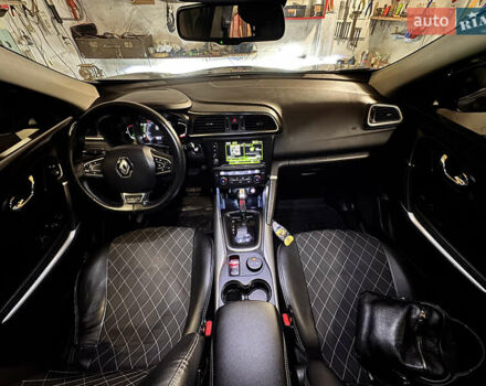 Серый Рено Kadjar, объемом двигателя 1.46 л и пробегом 260 тыс. км за 15500 $, фото 16 на Automoto.ua