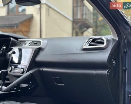 Сірий Рено Kadjar, об'ємом двигуна 1.5 л та пробігом 167 тис. км за 15850 $, фото 60 на Automoto.ua