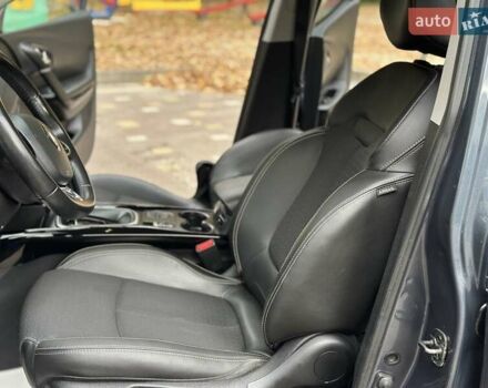 Серый Рено Kadjar, объемом двигателя 1.5 л и пробегом 167 тыс. км за 15850 $, фото 83 на Automoto.ua