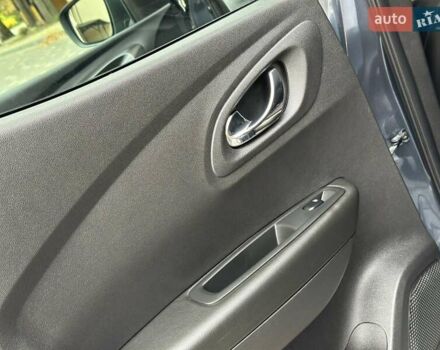 Сірий Рено Kadjar, об'ємом двигуна 1.5 л та пробігом 167 тис. км за 15850 $, фото 74 на Automoto.ua
