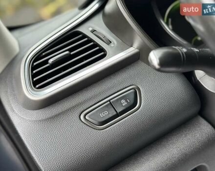 Серый Рено Kadjar, объемом двигателя 1.5 л и пробегом 167 тыс. км за 15850 $, фото 44 на Automoto.ua