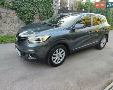 Серый Рено Kadjar, объемом двигателя 1.46 л и пробегом 229 тыс. км за 14850 $, фото 1 на Automoto.ua
