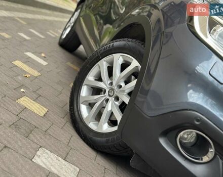 Серый Рено Kadjar, объемом двигателя 1.5 л и пробегом 167 тыс. км за 15850 $, фото 64 на Automoto.ua