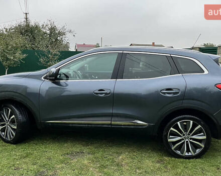Серый Рено Kadjar, объемом двигателя 1.46 л и пробегом 196 тыс. км за 16700 $, фото 1 на Automoto.ua