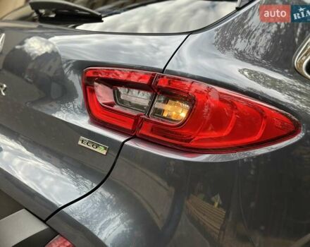 Серый Рено Kadjar, объемом двигателя 1.5 л и пробегом 167 тыс. км за 15850 $, фото 74 на Automoto.ua