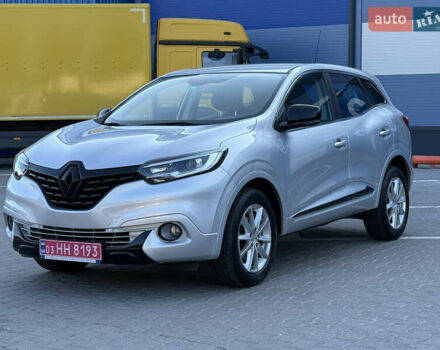 Серый Рено Kadjar, объемом двигателя 1.5 л и пробегом 142 тыс. км за 15750 $, фото 4 на Automoto.ua