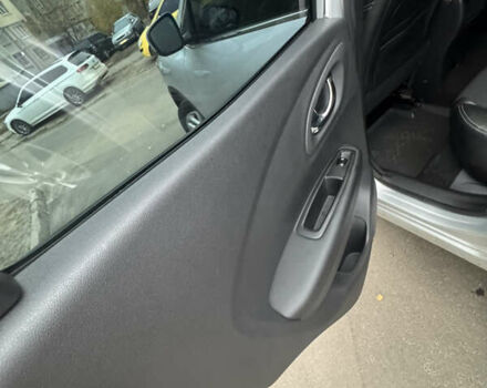 Серый Рено Kadjar, объемом двигателя 1.46 л и пробегом 124 тыс. км за 17200 $, фото 59 на Automoto.ua