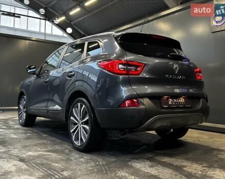 Рено Kadjar 2016 в Киеве на Automoto.ua Серый Рено Kadjar, объемом двигателя 1.5 л и пробегом 285 тыс. км за 13800 $, фото 9 на Automoto.ua