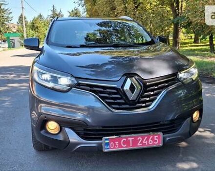 Серый Рено Kadjar, объемом двигателя 1.6 л и пробегом 182 тыс. км за 17800 $, фото 163 на Automoto.ua