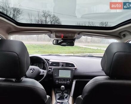 Серый Рено Kadjar, объемом двигателя 1.5 л и пробегом 215 тыс. км за 15300 $, фото 40 на Automoto.ua