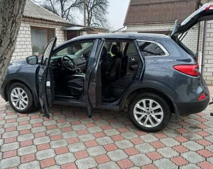 Серый Рено Kadjar, объемом двигателя 1.46 л и пробегом 225 тыс. км за 16500 $, фото 4 на Automoto.ua