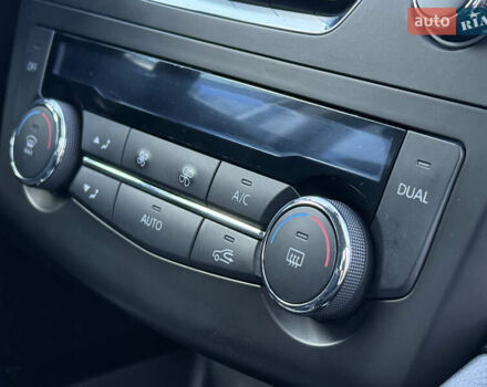 Серый Рено Kadjar, объемом двигателя 1.5 л и пробегом 142 тыс. км за 15750 $, фото 50 на Automoto.ua