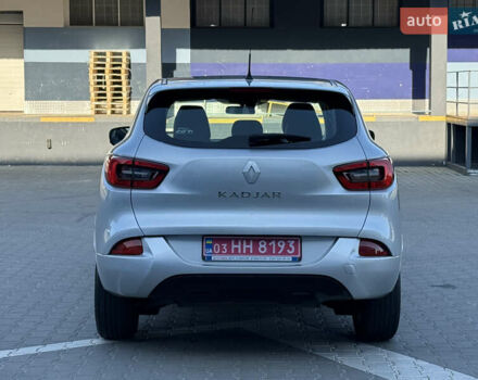 Серый Рено Kadjar, объемом двигателя 1.5 л и пробегом 142 тыс. км за 15750 $, фото 8 на Automoto.ua