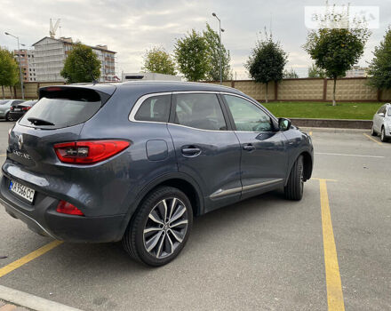 Серый Рено Kadjar, объемом двигателя 1.5 л и пробегом 250 тыс. км за 14500 $, фото 8 на Automoto.ua