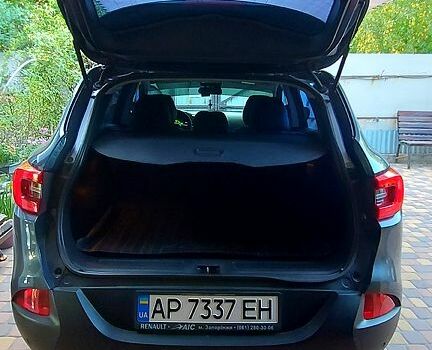 Сірий Рено Kadjar, об'ємом двигуна 1.5 л та пробігом 95 тис. км за 17600 $, фото 2 на Automoto.ua